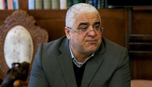 تقدیر جعفرزاده از بزرگان دینی برای بستن حرم های زیارتی تقدیر جعفرزاده از بزرگان دینی برای بستن حرم های زیارتی