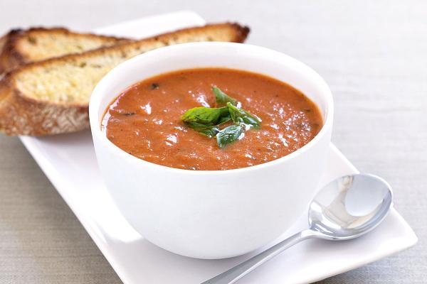 سوپ ریحان و گوجه فرنگی