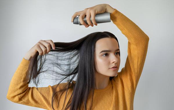 انواع حالت دهنده مو؛ 8 نوع محبوب و نحوه استفاده از آن ها